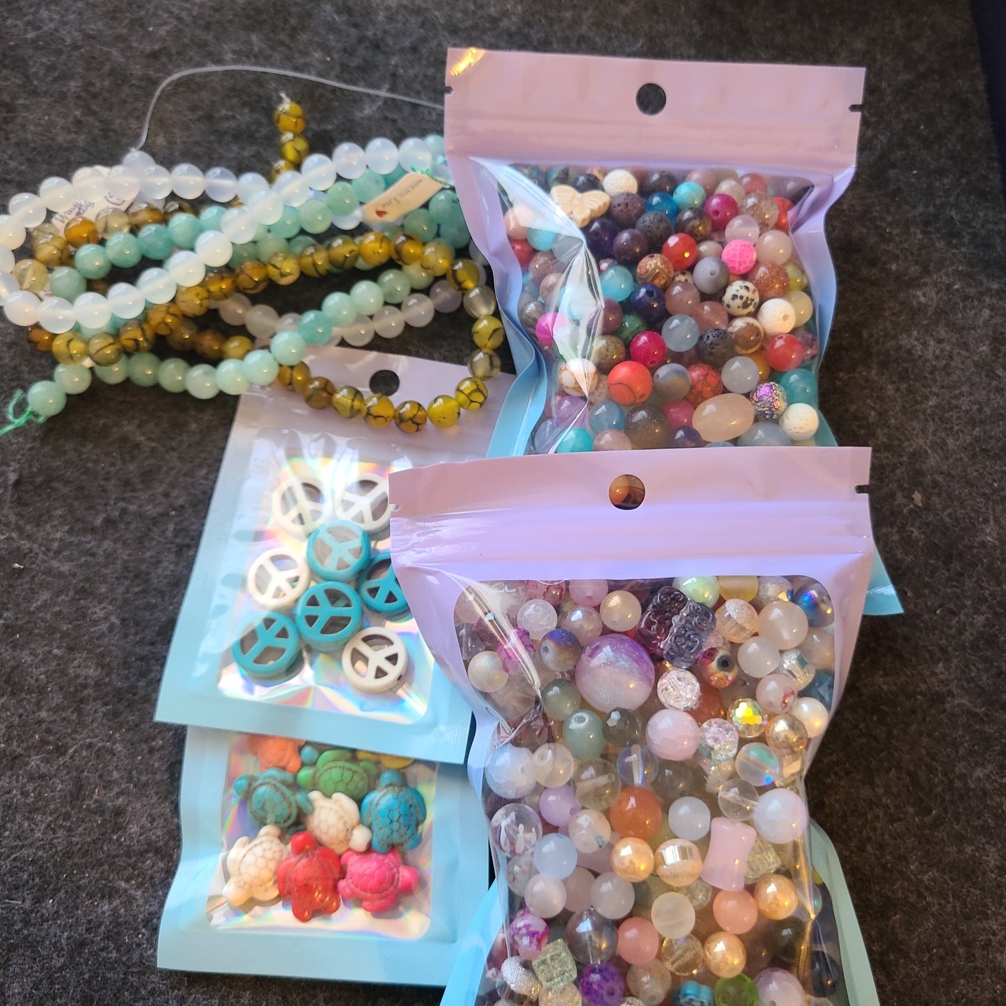 Victoria- Live Bead Sale 1/28