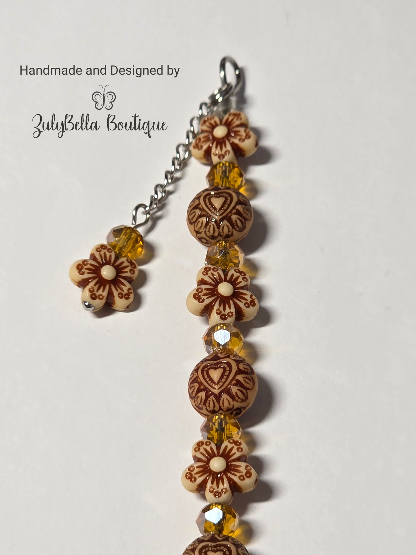 Bracelet Helper - Wooden Flowers