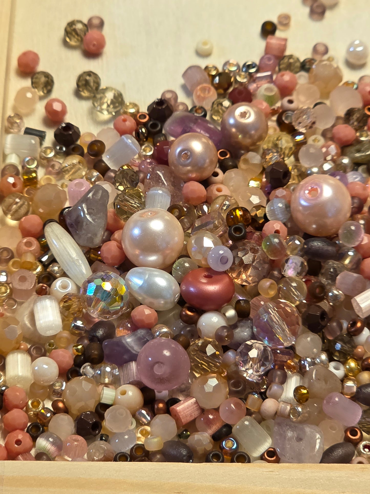 Peachy Mauve Glass Loose Bead Mx #1 - 45 grms.