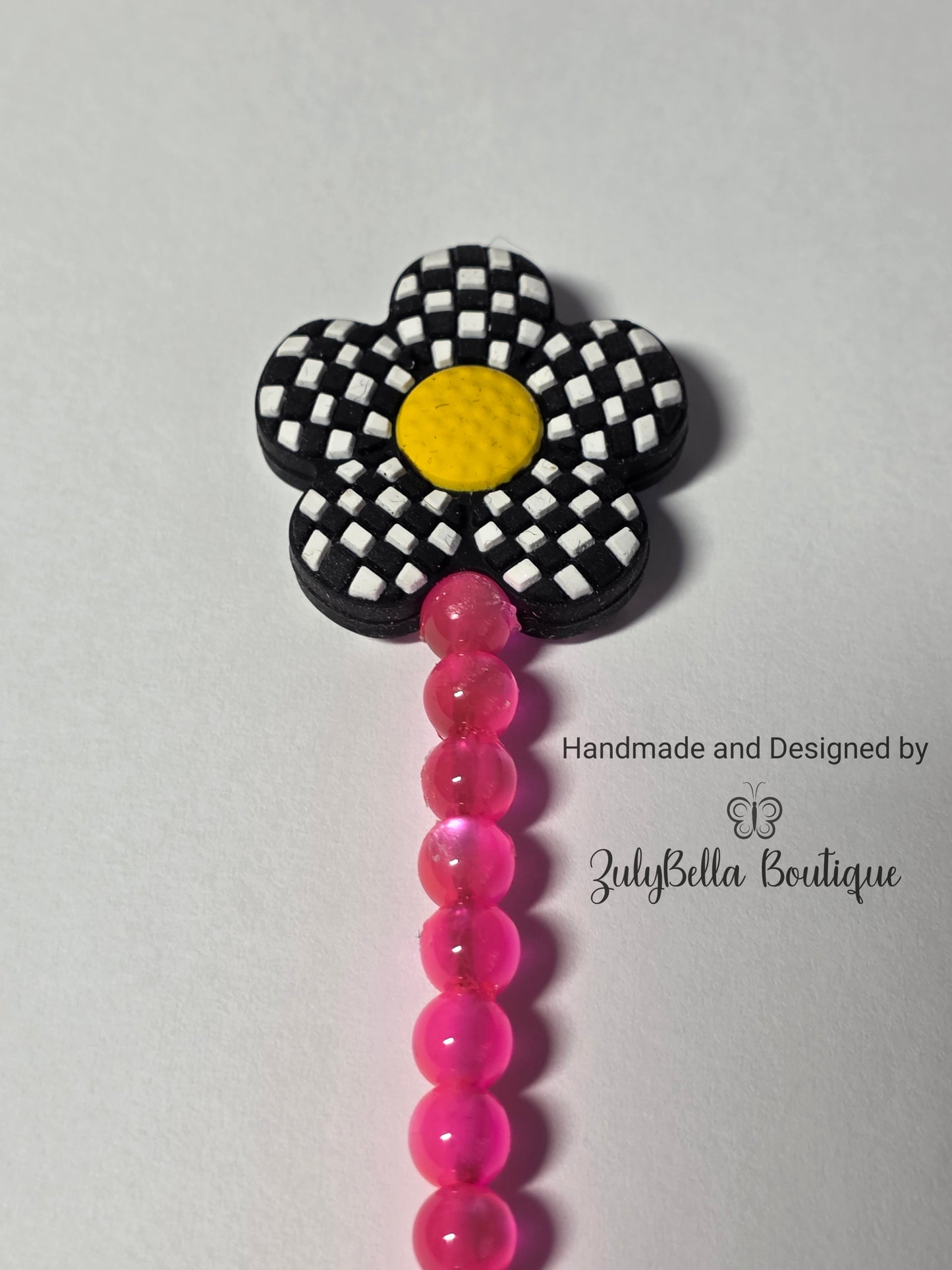 Bracelet Helper - Checkered Flower.