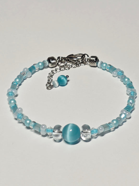 Memory Wire Bracelet with Clasp - Cateye Blue Mix