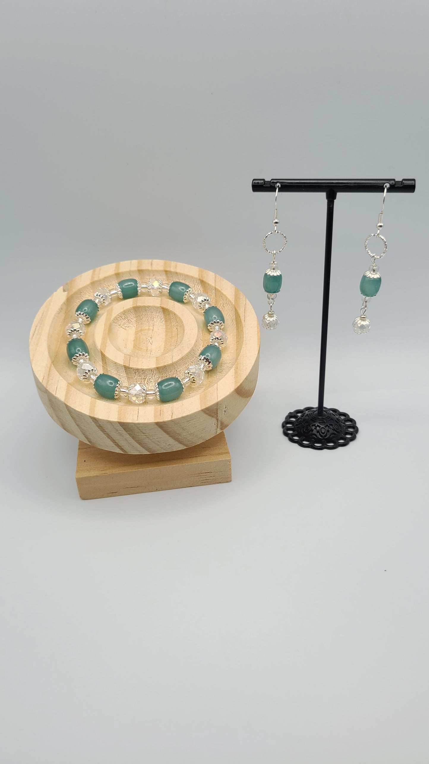 Glass Bead Bracelet and Earrings Set- Green